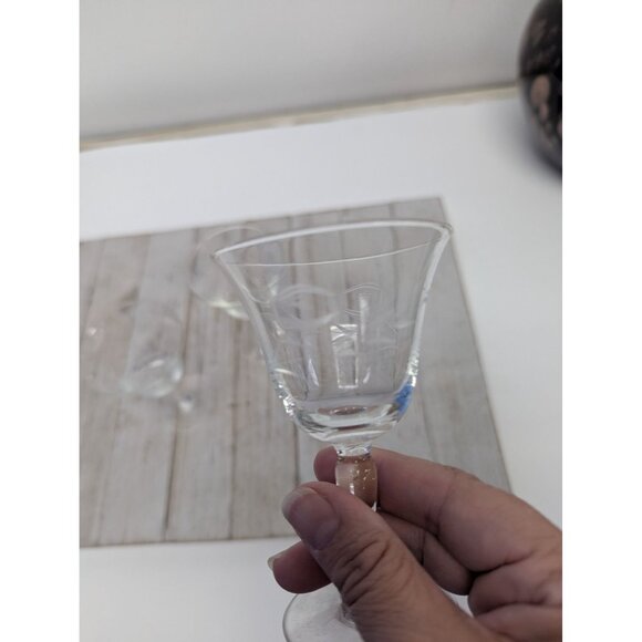 Set Of 3 Cordial Glasses Vintage Etched Wheat Pattern 4 1/8" Tall - Picture 3 of 6